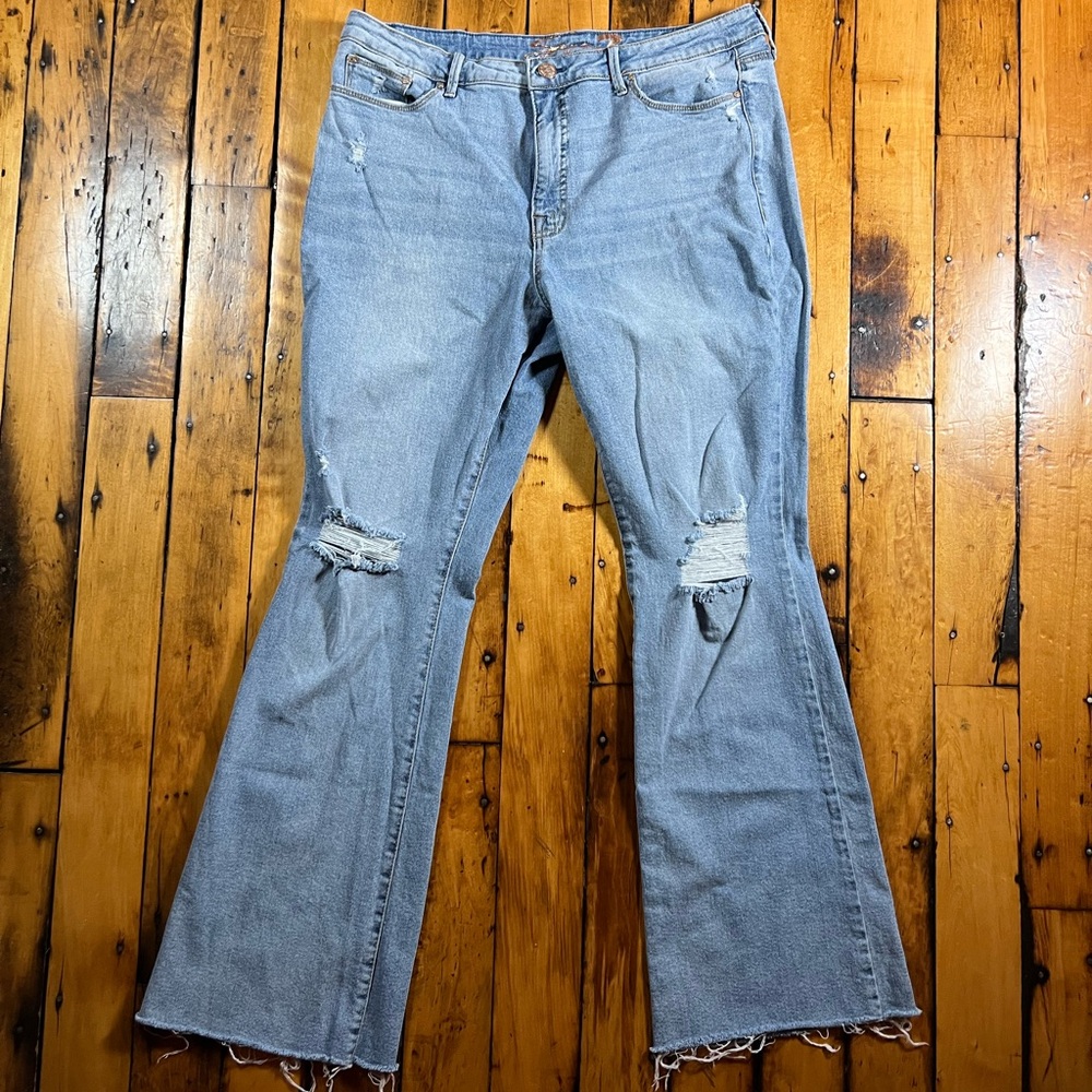 Seven for All Mankind Women’s 16 Slim Flare Jeans Ripped Light Wash Denim Y2K